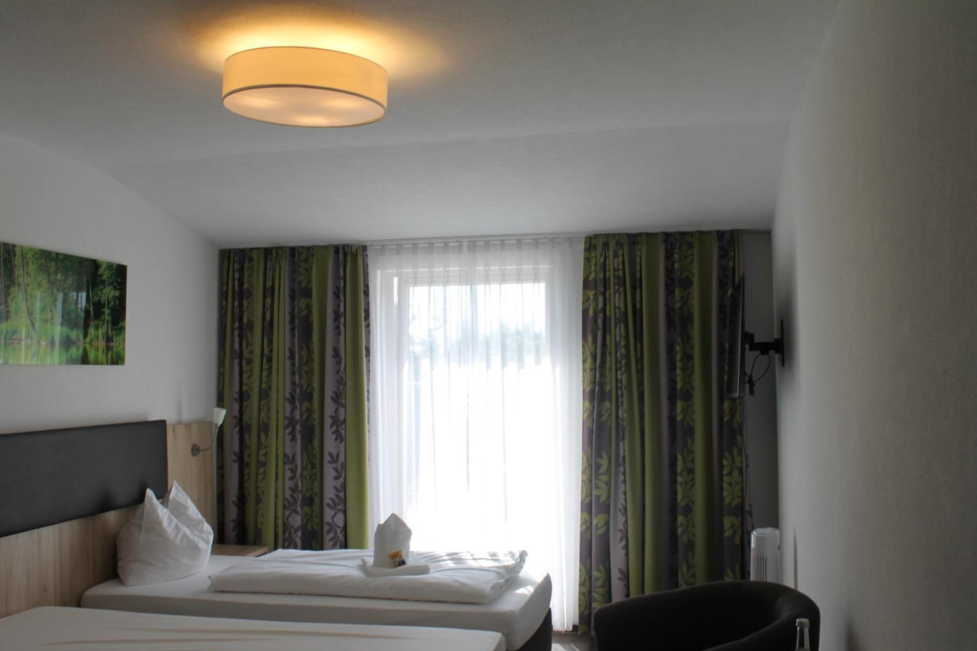 Hotel Kueffner Hof à Langenbeutingen Extérieur photo
